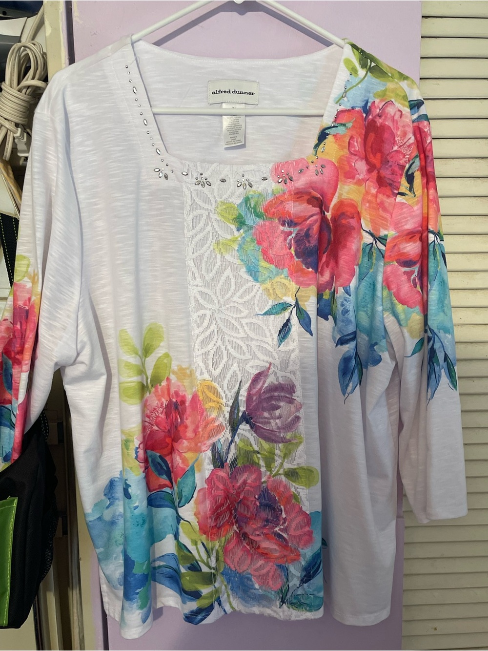 Alfred Dunner White Floral Scoop Neck Top with Lace and Crystal Accents